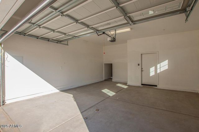 3230 E THOMAS Road 141, Mesa, AZ 85213