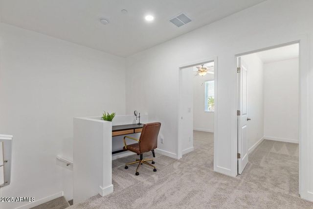 3230 E THOMAS Road 141, Mesa, AZ 85213