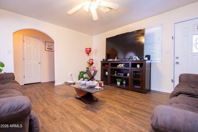 502 N ELIZABETH Avenue, Douglas, AZ 85607