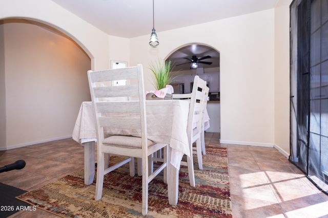 502 N ELIZABETH Avenue, Douglas, AZ 85607