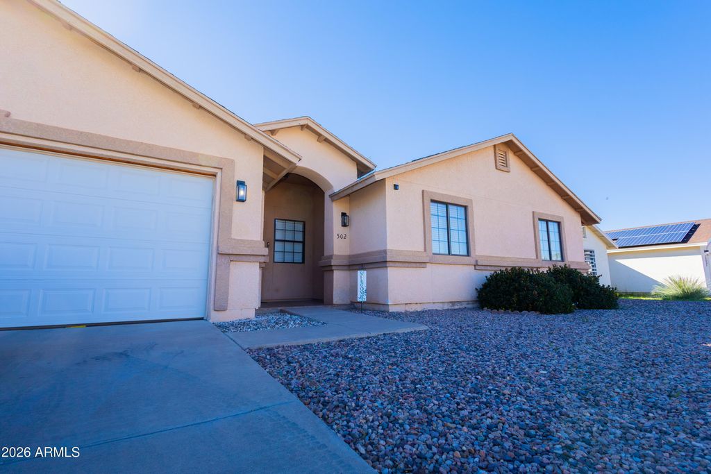 502 N ELIZABETH Avenue, Douglas, AZ 85607