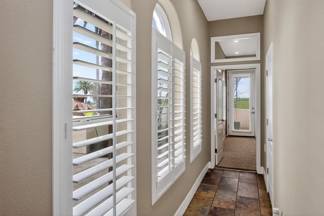 1460 N Piedra, Sanger, CA 93657