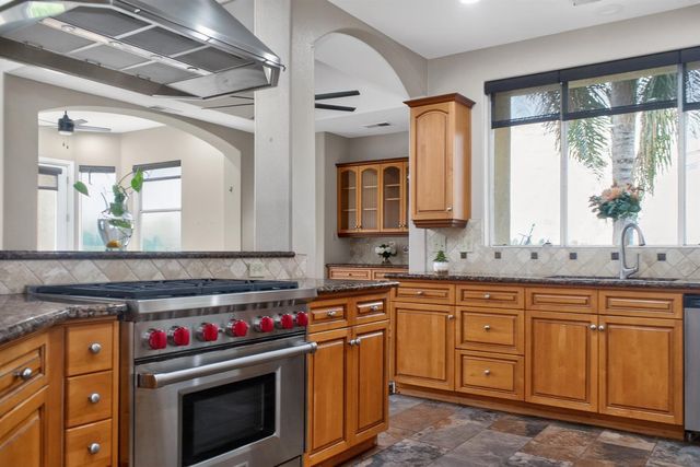 1460 N Piedra, Sanger, CA 93657