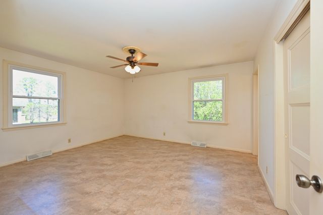 307 Rolling Mill Rd, Old Hickory, TN 37138