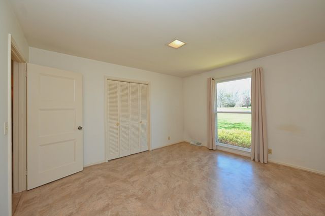 307 Rolling Mill Rd, Old Hickory, TN 37138