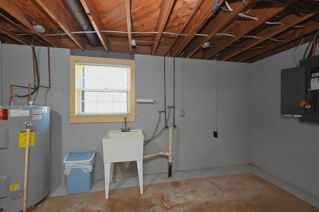 307 Rolling Mill Rd, Old Hickory, TN 37138