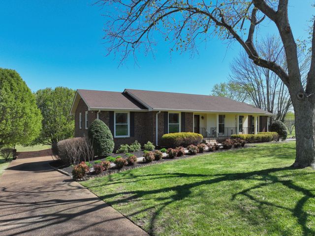 307 Rolling Mill Rd, Old Hickory, TN 37138