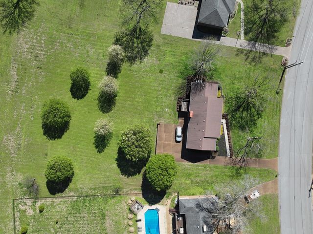 307 Rolling Mill Rd, Old Hickory, TN 37138