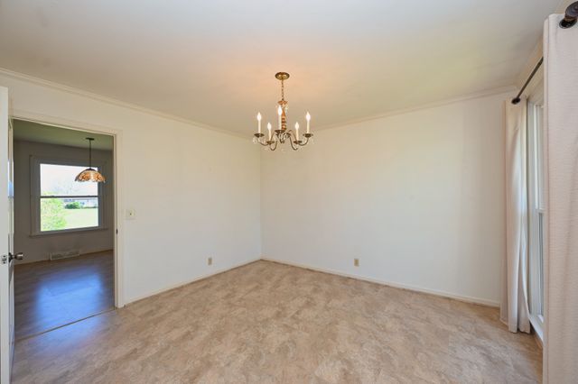 307 Rolling Mill Rd, Old Hickory, TN 37138