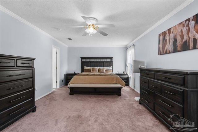 25 Bartlett Cir, Pensacola, FL 32505