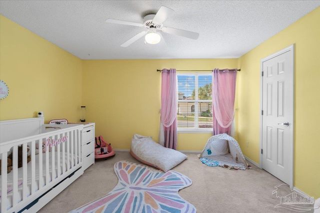 25 Bartlett Cir, Pensacola, FL 32505