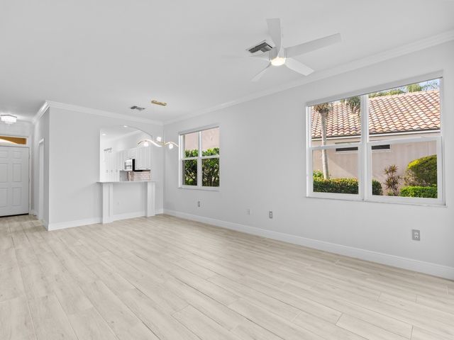 1767 Victoria Circle, Vero Beach, FL 32967