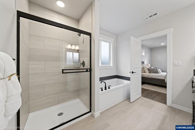 3144 S 13th St, Lebanon, OR 97355