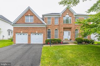 22829 QUEENSBRIDGE DR, Ashburn, VA 20148