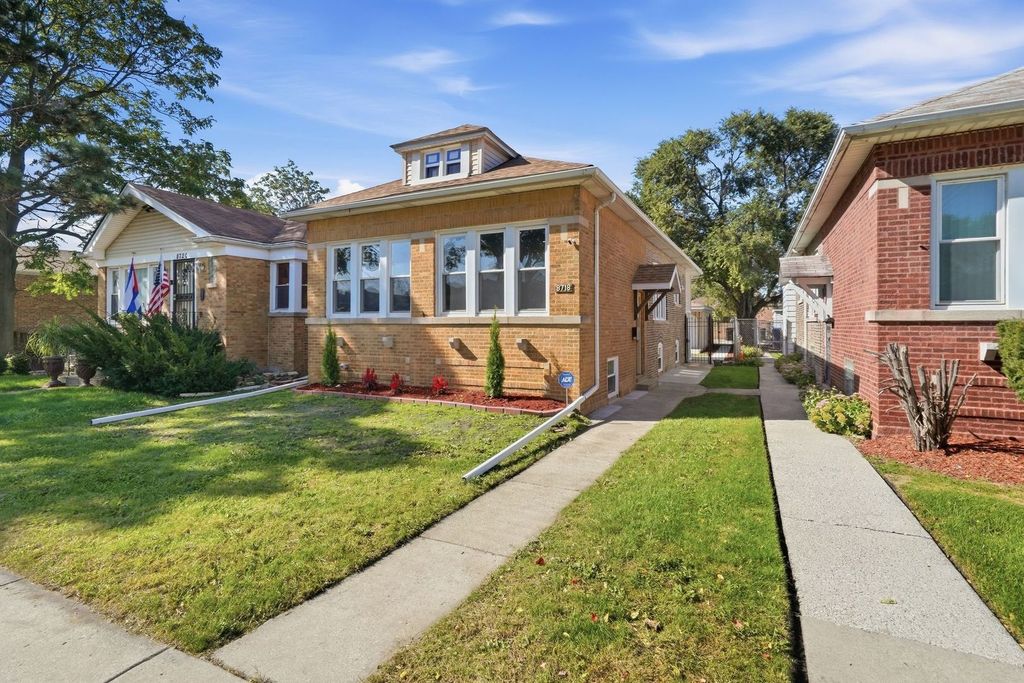 8718 S Euclid Avenue, Chicago, IL 60617 — photo 2