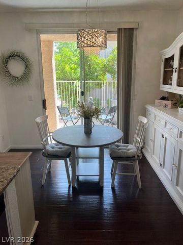 251 South Green Valley Parkway 5411, Henderson, NV 89012