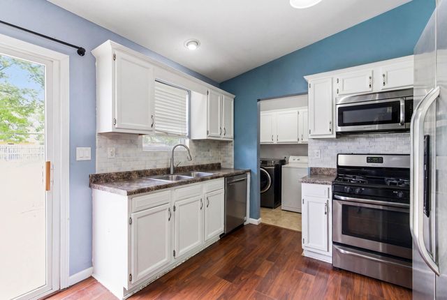 733 Devonshire Road, Valparaiso, IN 46385