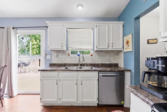 733 Devonshire Road, Valparaiso, IN 46385