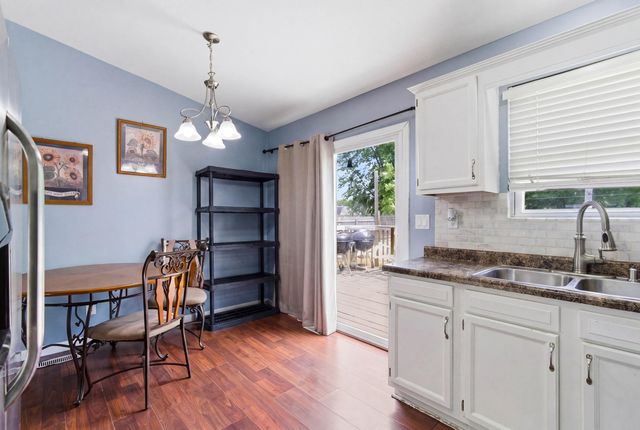 733 Devonshire Road, Valparaiso, IN 46385