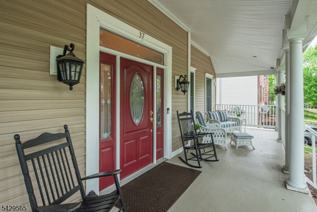 37 Thomas Ter, Wayne Twp., NJ 07470 — photo 2