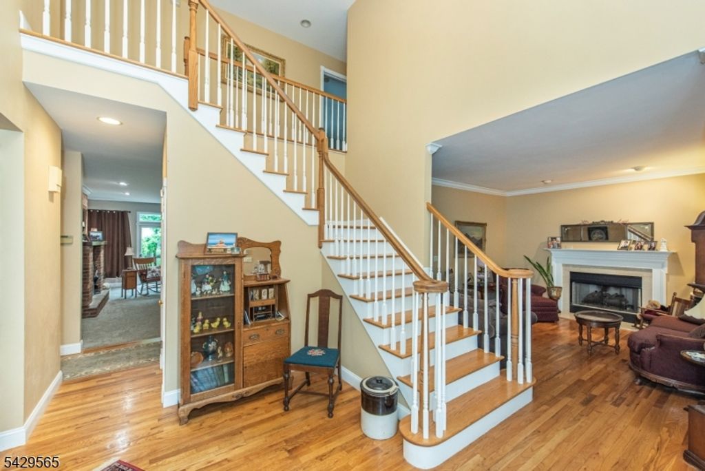 37 Thomas Ter, Wayne Twp., NJ 07470 — photo 3