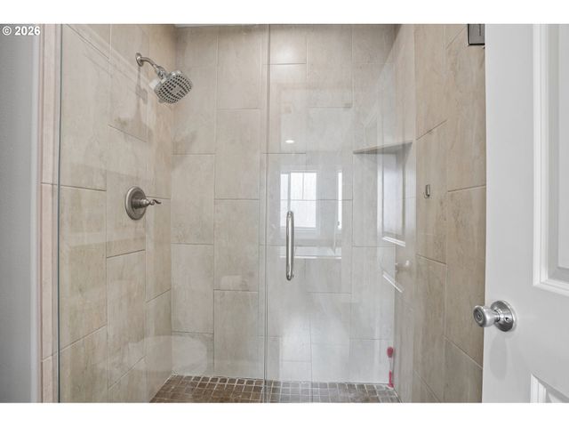 775 N 49TH Ave, Ridgefield, WA 98642