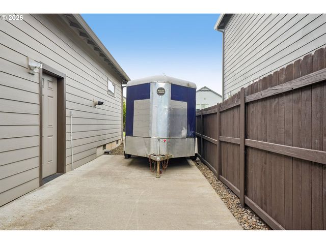 775 N 49TH Ave, Ridgefield, WA 98642