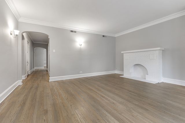 1032 N Austin Boulevard 1N, Oak Park, IL 60302