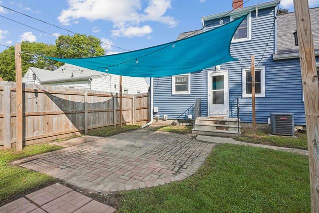 122 Forest Avenue, Waterloo, IA 50702
