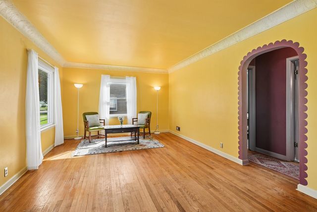 122 Forest Avenue, Waterloo, IA 50702