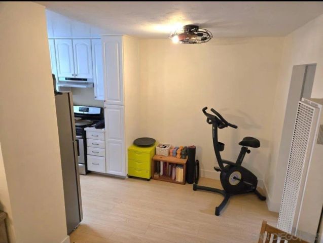 4262 Wilson Ave 6, San Diego, CA 92104