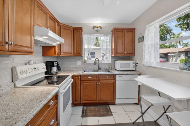 149 Mockingbird Lane 149, Delray Beach, FL 33445