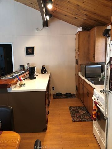 1060 Eagle Mountain Dr., Big Bear City, CA 92314