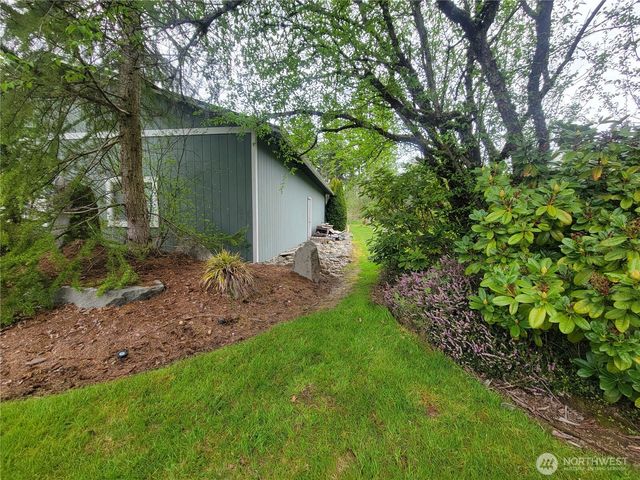 11802 28th Avenue E, Tacoma, WA 98445