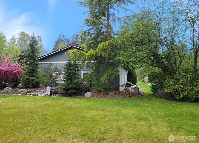 11802 28th Avenue E, Tacoma, WA 98445