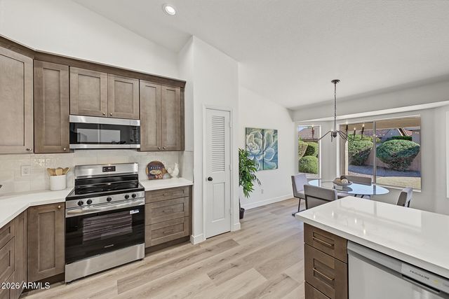 10551 E Voax Drive, Sun Lakes, AZ 85248