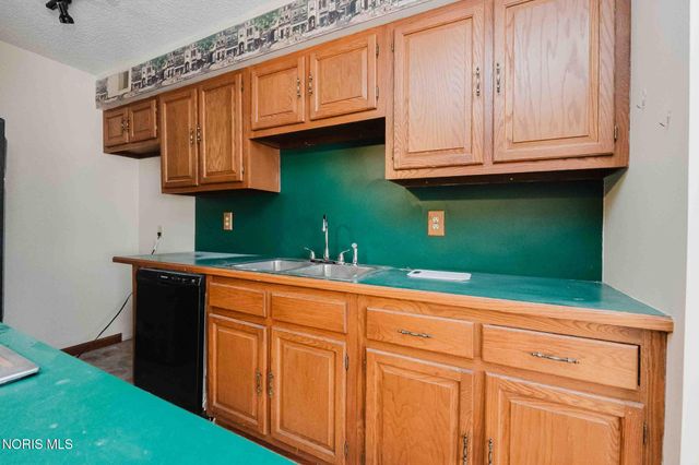 400 E Pearl Street, Findlay, OH 45840