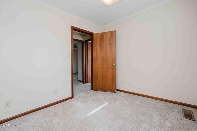 400 E Pearl Street, Findlay, OH 45840