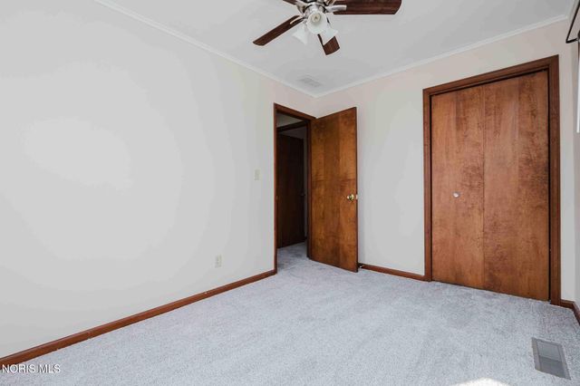 400 E Pearl Street, Findlay, OH 45840