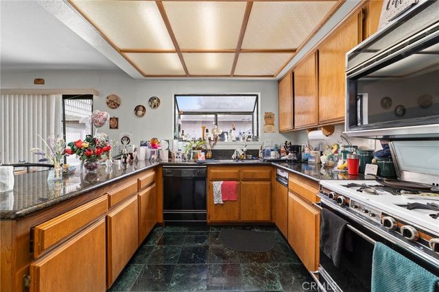 5220 Hanover Way, Montclair, CA 91763