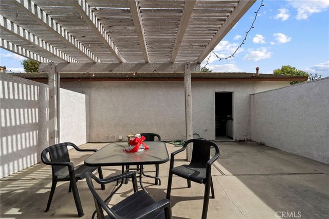 5220 Hanover Way, Montclair, CA 91763