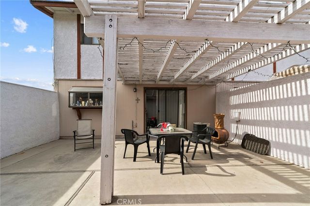 5220 Hanover Way, Montclair, CA 91763
