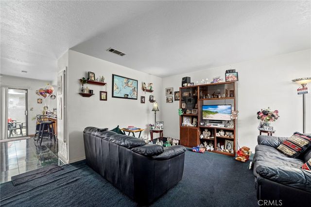 5220 Hanover Way, Montclair, CA 91763