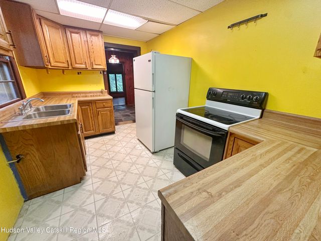 1918 County Route 8, Elizaville, NY 12523