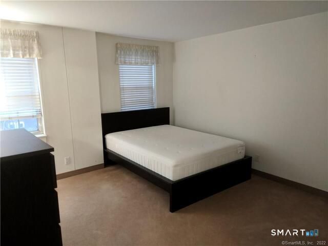 59 Courtland Avenue 3R, Stamford, CT 06902