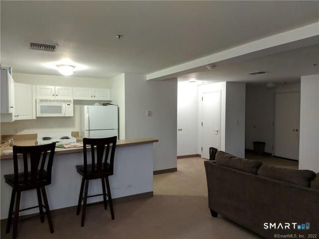 59 Courtland Avenue 3R, Stamford, CT 06902