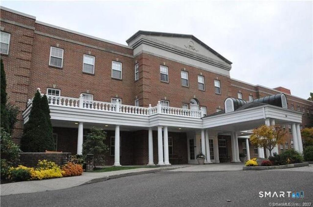 59 Courtland Avenue 3R, Stamford, CT 06902