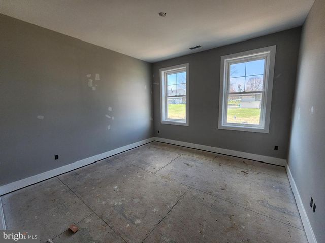 324 BISHOP HOLLOW RD, Newtown Square, PA 19073