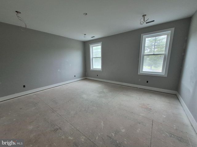 324 BISHOP HOLLOW RD, Newtown Square, PA 19073