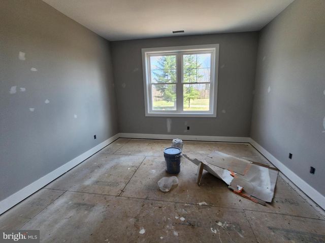 324 BISHOP HOLLOW RD, Newtown Square, PA 19073